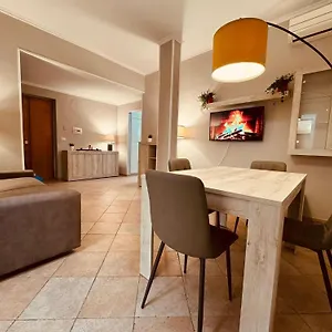 Lux Re Di Apartment